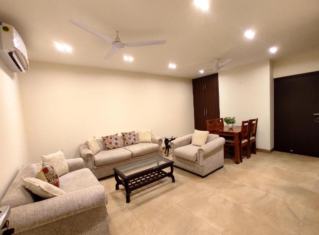 When In Gurgaon - Artemis Hospital 1 Min Walk, Fortis & Medanta 4 Mins Drive Exterior foto