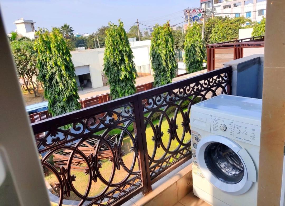 When In Gurgaon - Artemis Hospital 1 Min Walk, Fortis & Medanta 4 Mins Drive Exterior foto